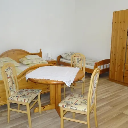 Borostyan Vendeghaz Apartment Alsoregmec