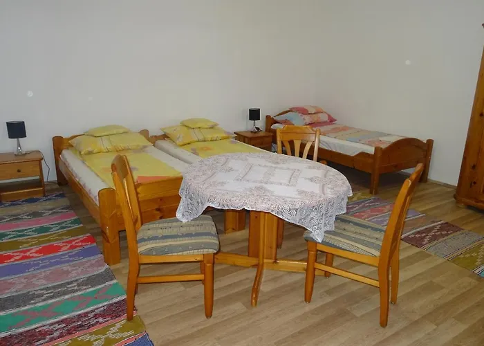 Borostyan Vendeghaz Apartment