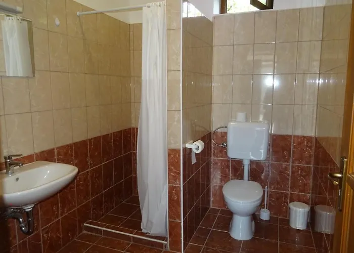 Apartment Borostyan Vendeghaz Alsoregmec